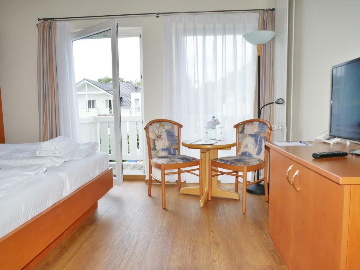 באבה R&R Hotel Strandallee מראה חיצוני תמונה